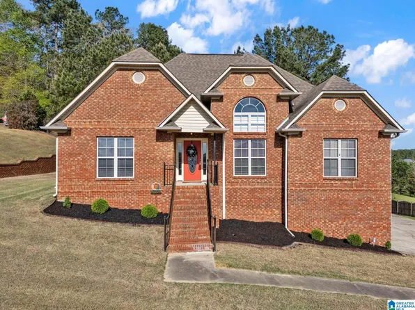 690 Brookhaven Dr, Odenville, AL 35120