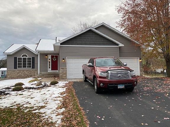 2nd image of 1160 109th Ln NE