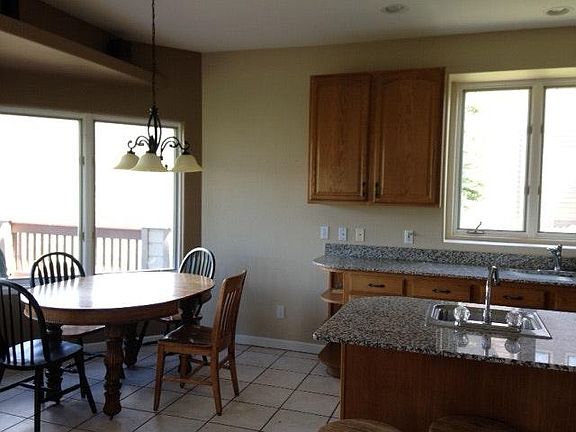 Breakfast nook