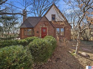 3315 S 17th St, Lincoln, NE 68502