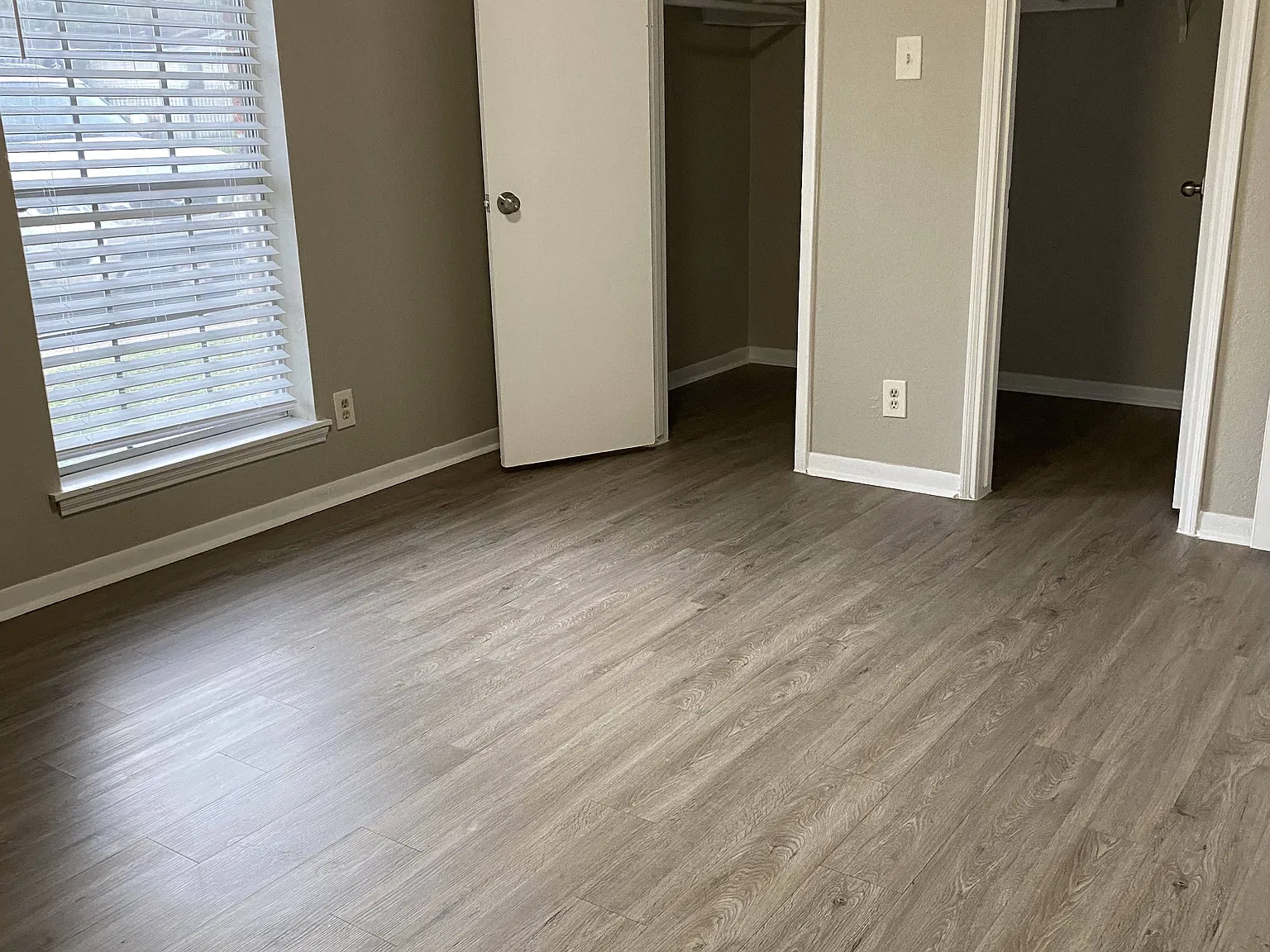 2 bed, 1.0 bath, 795 sqft, $1,275 — Photo 4