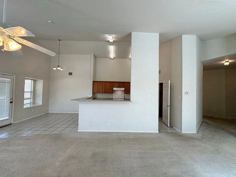 4700 Sydney Harbour Ct — Photo 5
