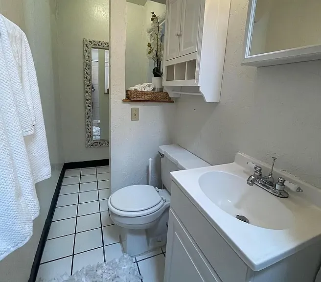 3438 E Lee St — Photo 19