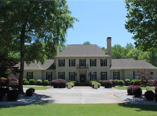 1102 Thornehill Dr, Anderson, SC 29621