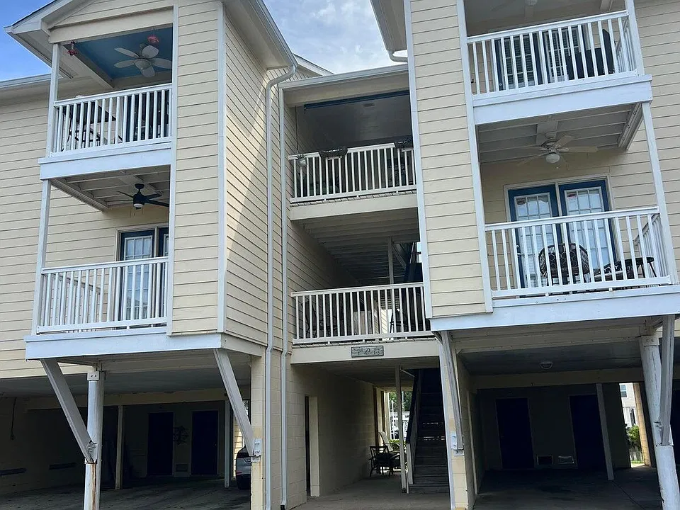 2421 Beachview Dr #E4
