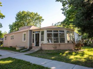 1501 Pierre St, Manhattan, KS 66502