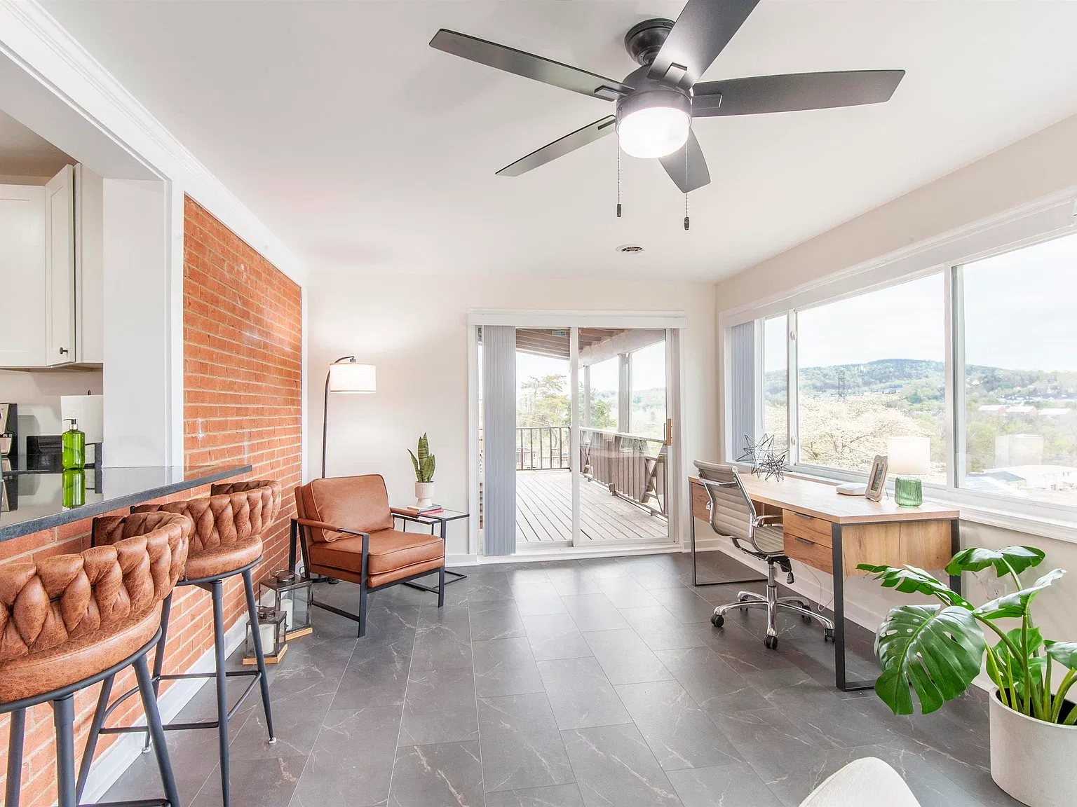 2 bed, 2.0 bath, 1216 sqft, $2,850 — Photo 3