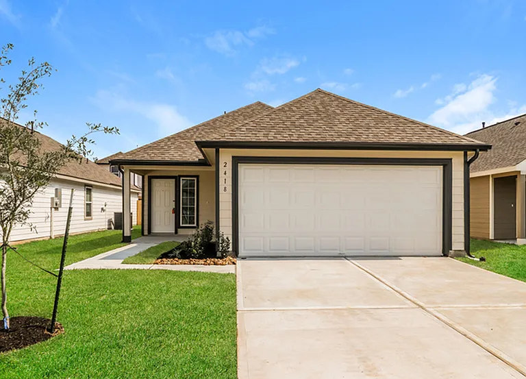 2418 Flathead Dr — Photo 1