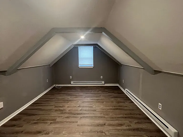 2518 Linwood Rd — Photo 16