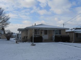 1045 Michigan Ave, Washington, PA 15301