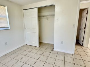 3780 137th Ave N APT B, Largo, FL 33771