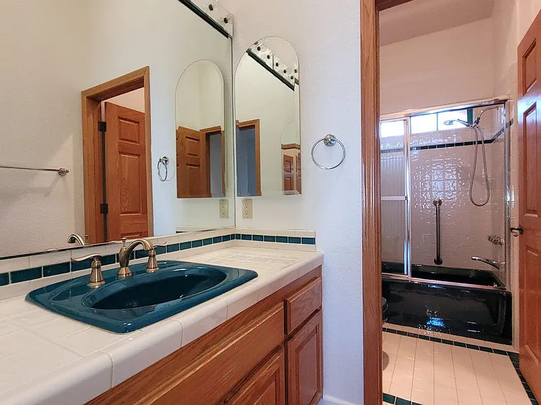 16255 Highland Valley Rd — Photo 19