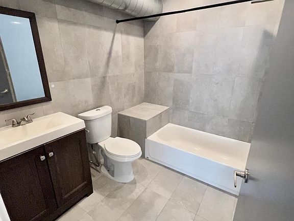 5th image of 1531 N Franklin St #3F