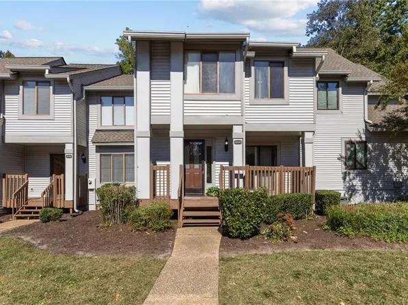 224 Misty Point Ln, Newport News, VA 23603