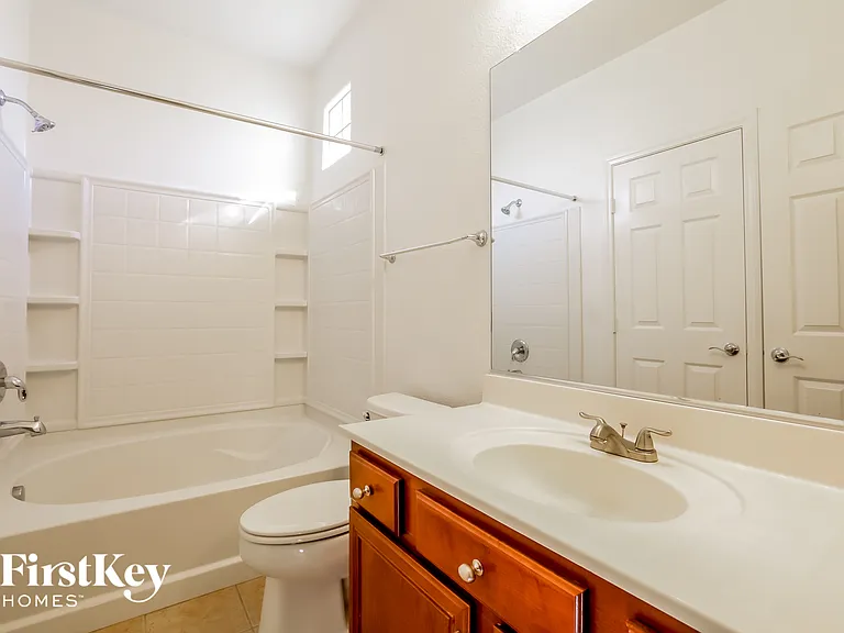 6339 Hamilton Grove Ave — Photo 10