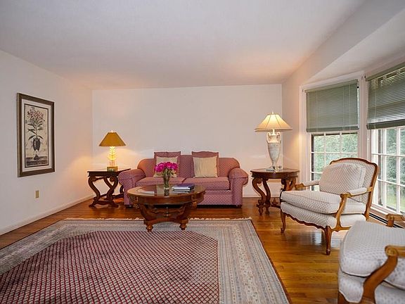 5th image of 3 Klifford Cir