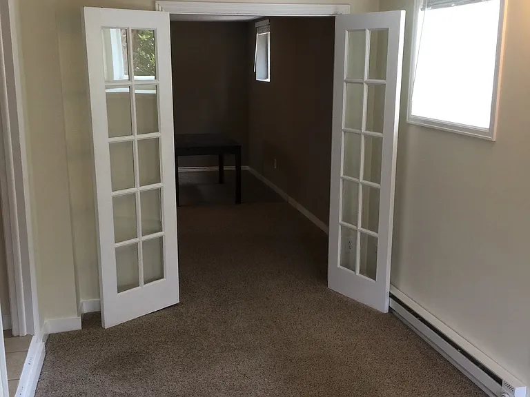 309 Cantril St #B — Photo 19