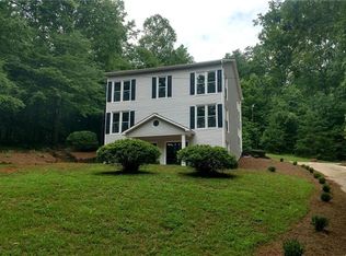 5873 Poplar Ln, Pfafftown, NC 27040