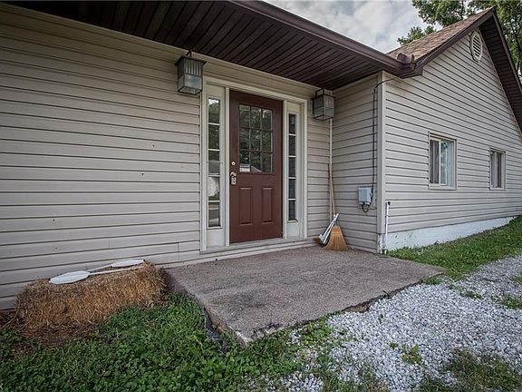 3rd image of 4360 Hothem Ave NE