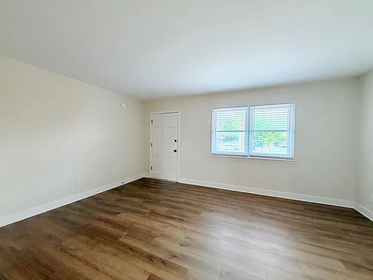 120 Church St — Photo 3
