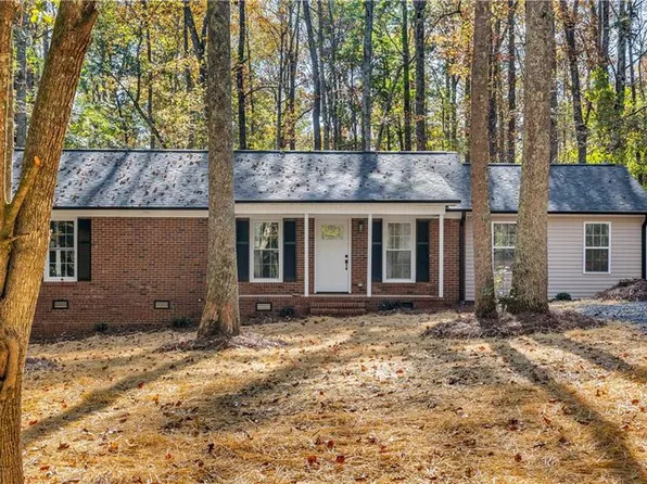 612 Scott Dr, Gibsonville, NC 27249