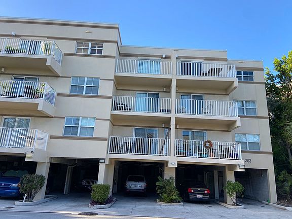 2nd image of 303 Grinnell St APT 404