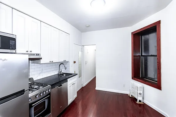 Rented by Metropolitan Property Group | media 10