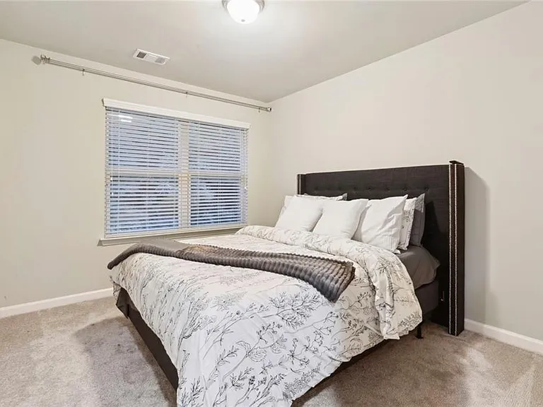 539 Jefferson Chase St SE — Photo 22