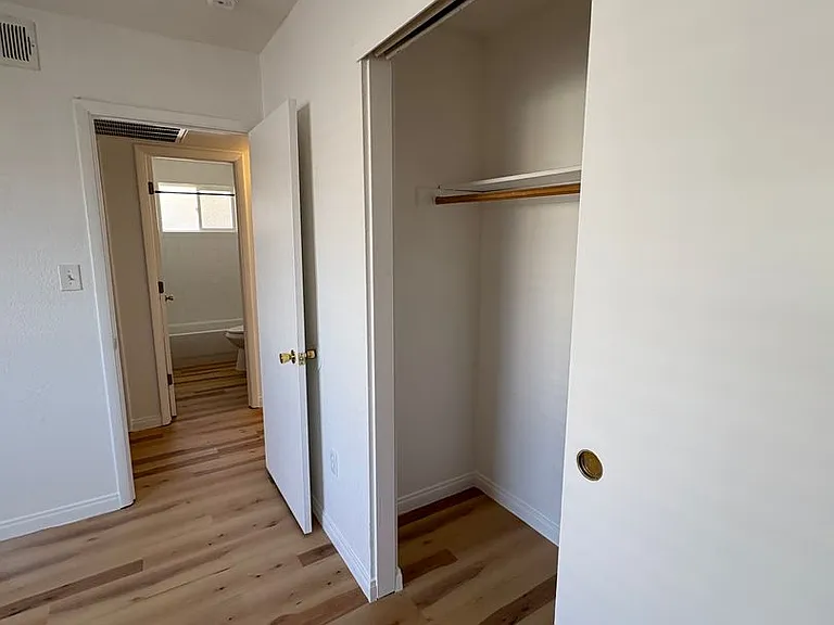 5230 E Owens Ave — Photo 12