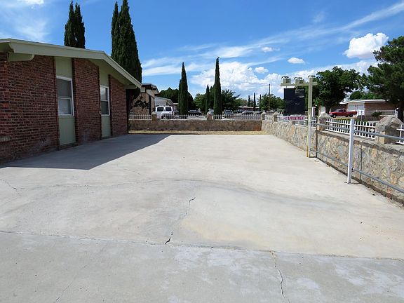 5th image of 10017 Foothills Dr