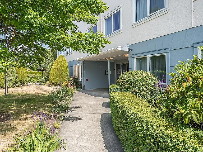 628 Dallas Rd #105 — Photo 27