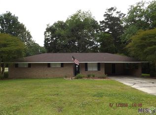 5655 Maplewood Dr, Greenwell Springs, LA 70812