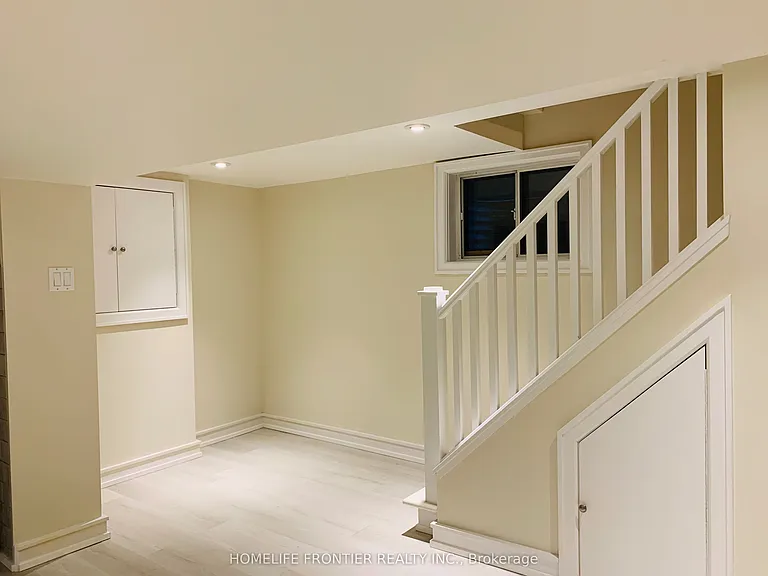 38 Henderson Ave — Photo 4