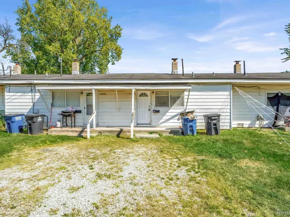 33019 Alamo Ct, Westland, MI 48186
