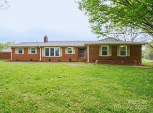 3452 Flat Creek Rd, Lancaster, SC 29720