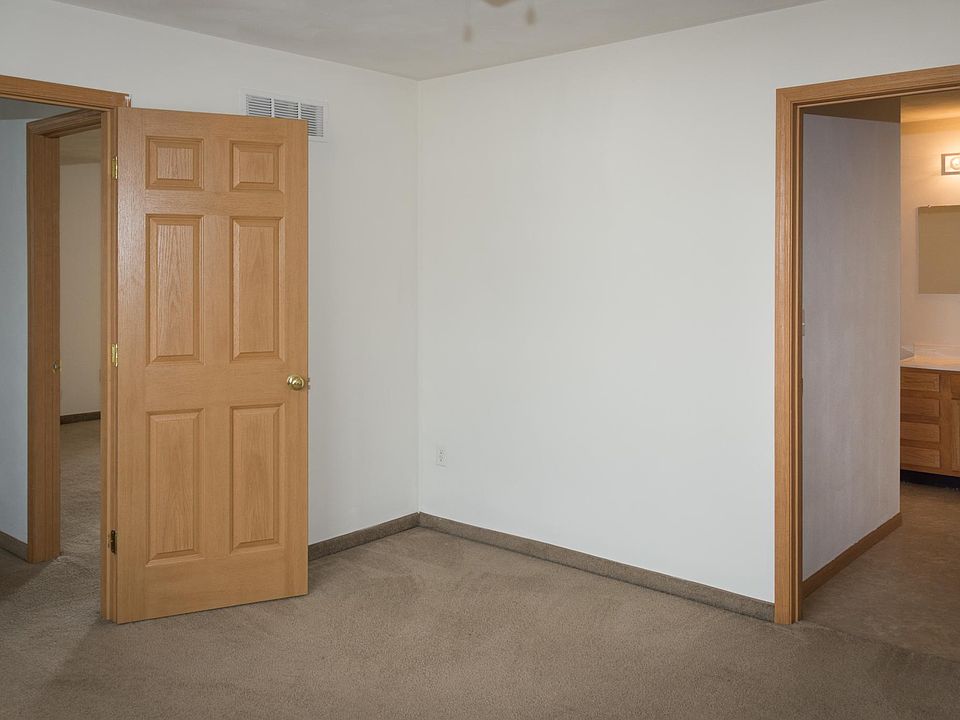 1st image of 1132 Tantau Ct