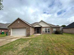 1221 Coventry Ln, Centerton, AR 72719