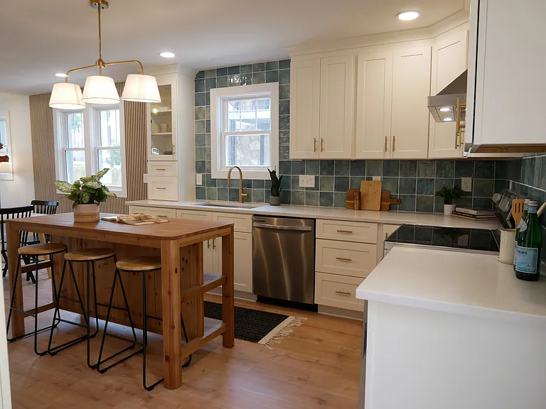 129 Harrington Ave — Photo 13