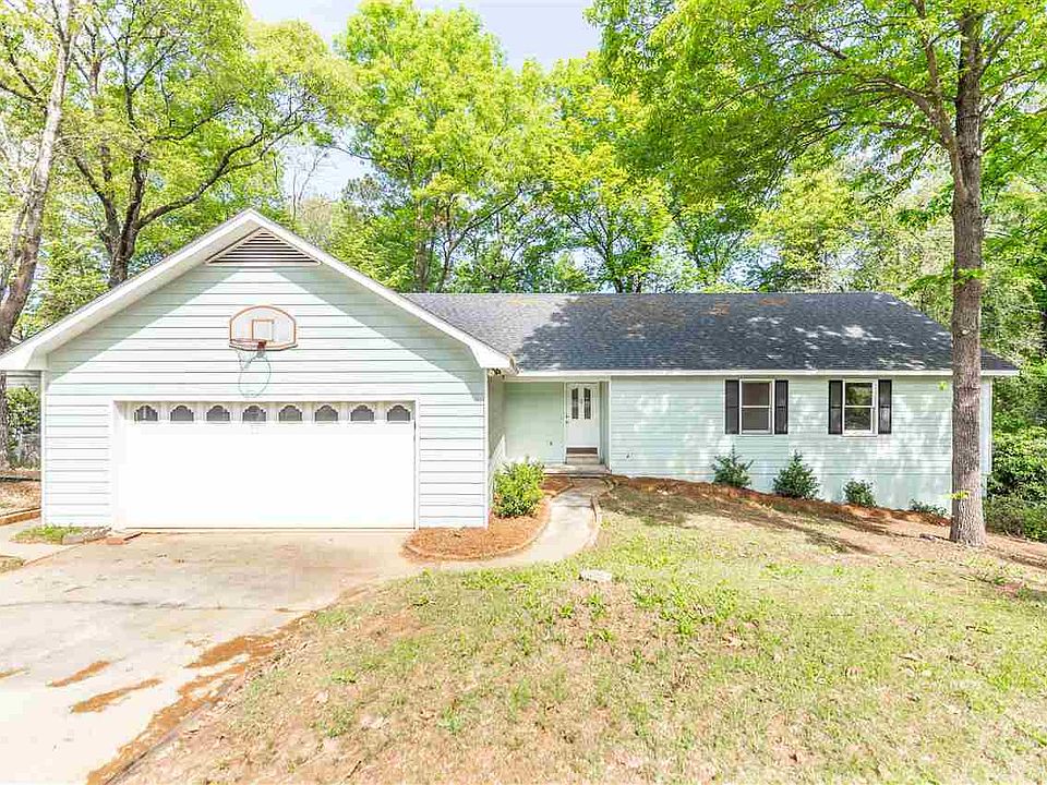 1st image of 301 Dogwood Glen Dr