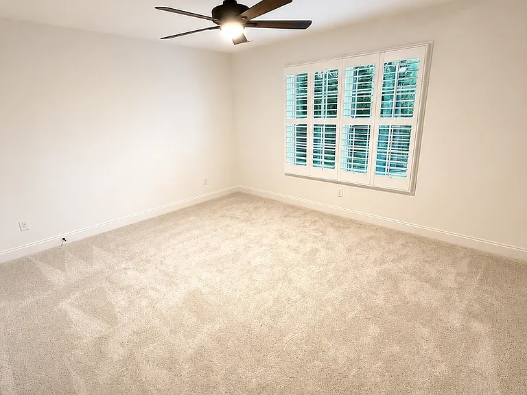 9980 Rio Bravo Ln — Photo 29