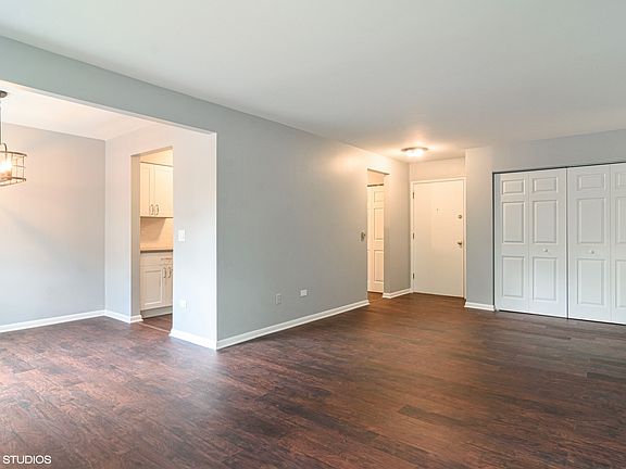 4th image of 1215 N Waterman Ave APT 3D