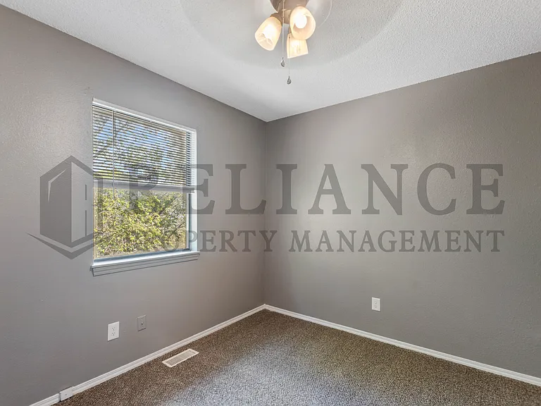1526 E Fortuna St — Photo 19