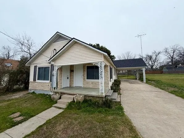 107 S Harrison St, West, TX 76691
