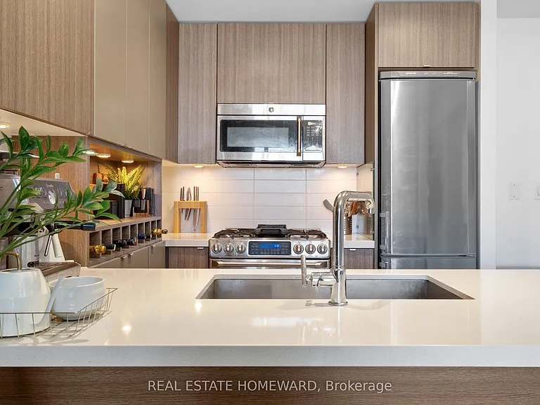 88 Colgate Ave N #501 — Photo 5