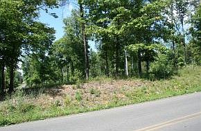2nd image of 220 Warren Dr