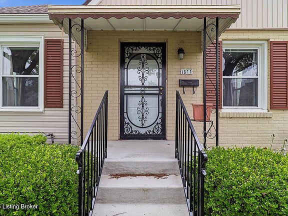3rd image of 1811 Dixdale Ave