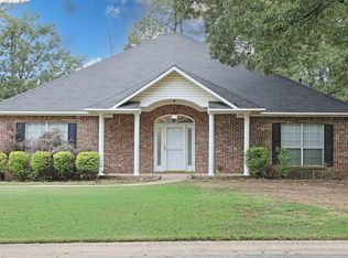 1308 Frontier Ln, White Hall, AR 71602