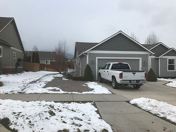 2nd image of 6025 Coburg Ln