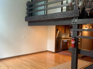 8 Lilac Ct #1, Cambridge, MA 02141