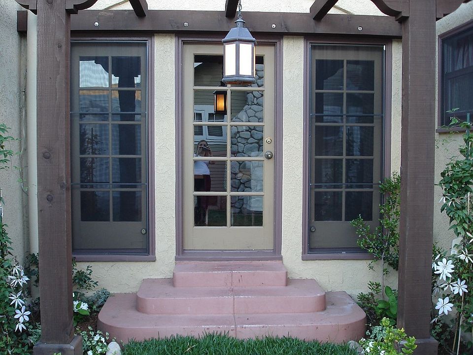 side entrance